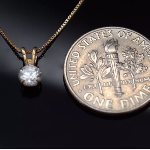 ROUND SOLITAIRE CUT 14K YELLOW GOLD PENDANT - Picture 2 of 5